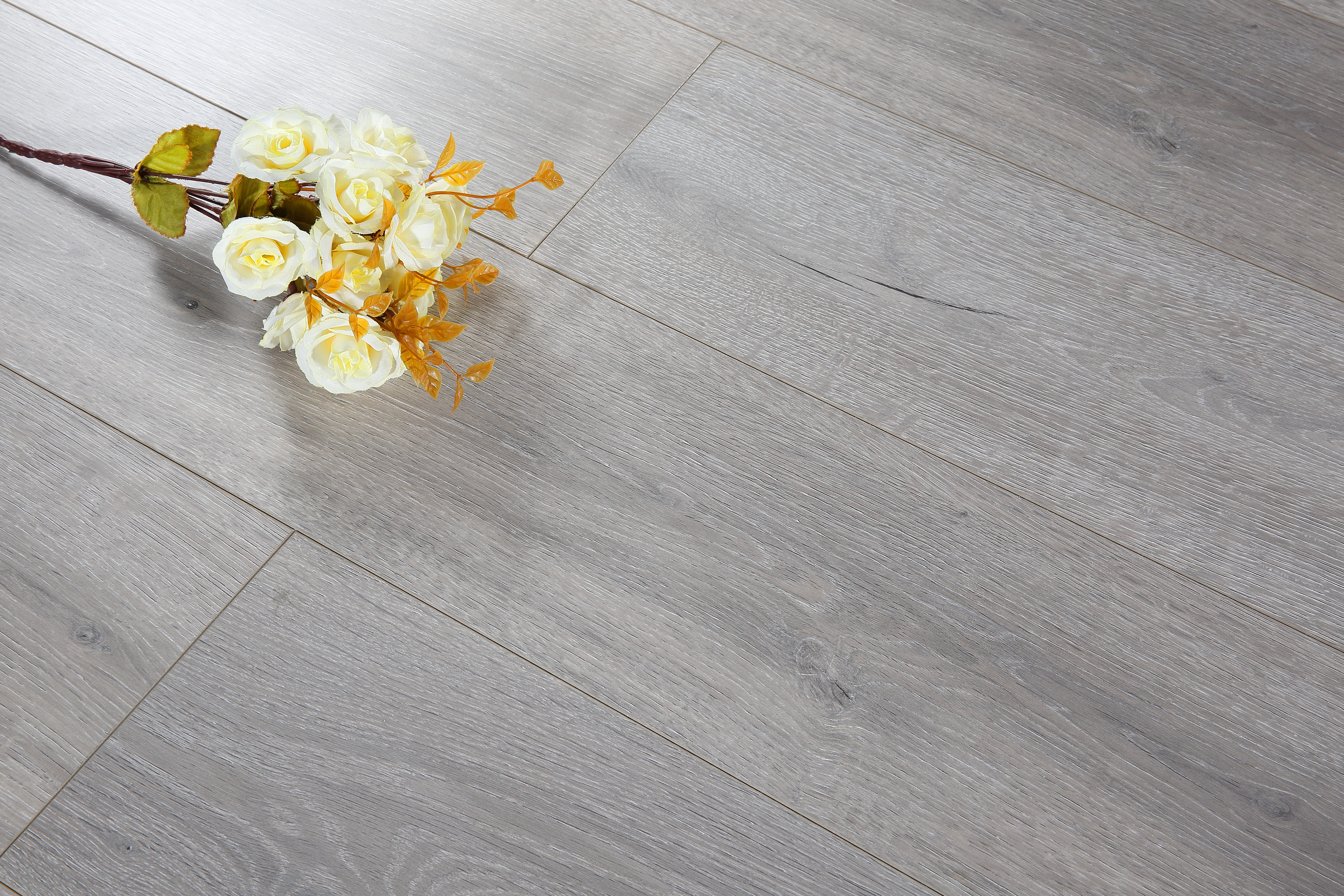 復(fù)合實(shí)木地板